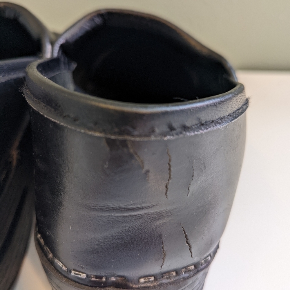 Dansko Black Slip on Clogs Size 38 - Picture 10 of 12